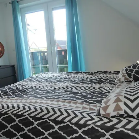 Modern Homes For 8 People With The Pool Tatil Evi Kołczewo