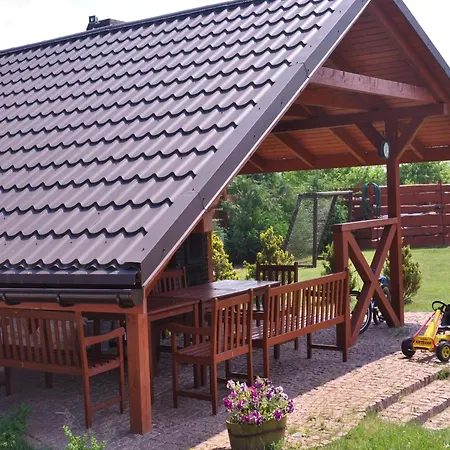 Modern Homes For 8 People With The Pool Holiday home *