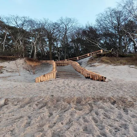 Modern Homes For 8 People With The Pool *