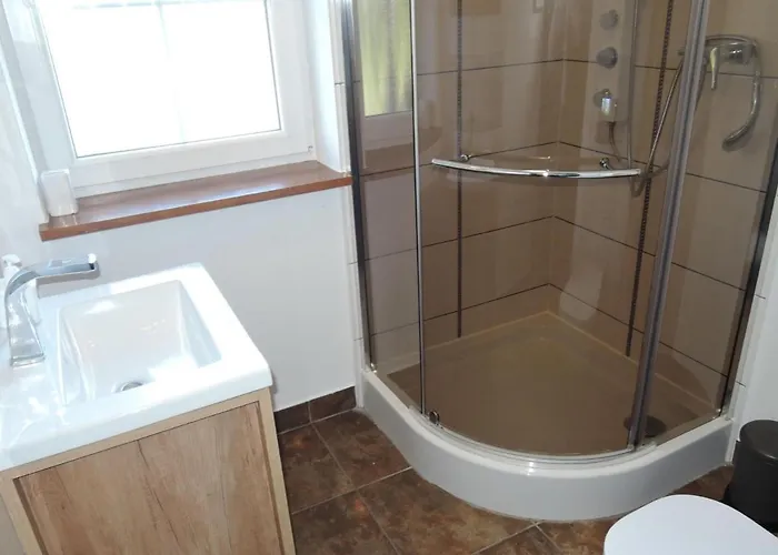 Сasa de vacaciones Modern Homes For 8 People With The Pool Kołczewo