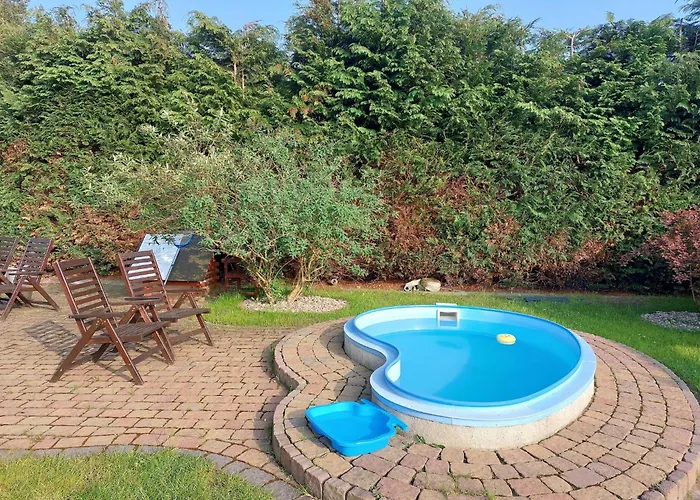 Сasa de vacaciones Modern Homes For 8 People With The Pool